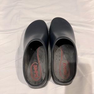Klogs - navy blue size 8wide